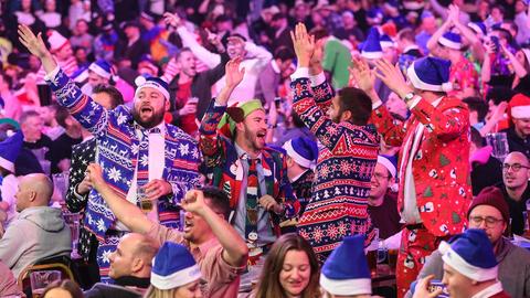 Fans im Ally Pally bei der Darts-WM