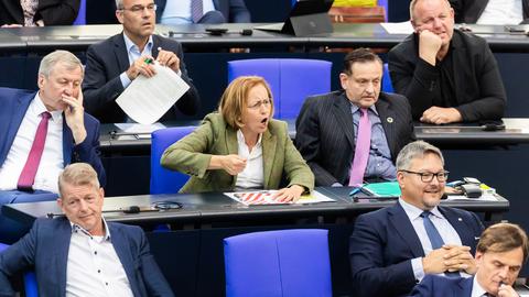 Beatrix von Storch ruft etwas während einer Bundestagssitzung.