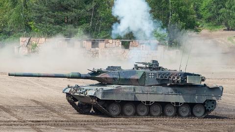 Ein deutscher Panzer vom Typ Leopard 2.