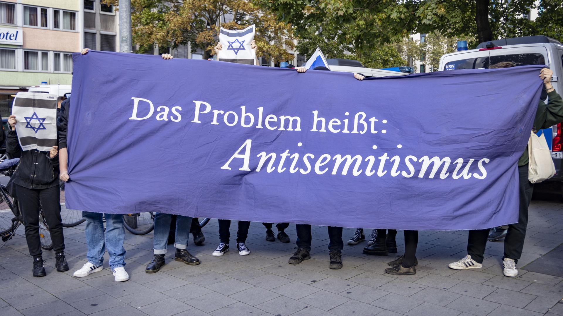 Nahostkonflikt Und Antisemitismus Stellen Schulen Vor Besondere ...