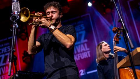 Deutsches Jazzfestival Frankfurt 2024 - Jakob Bänsch Quartett (im Bild): Jakob Bänsch (Trompete, Flügelhorn) und Jakob Obleser (Kontrabass).