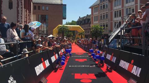  Der Zieleinlauf vor dem Römer. 