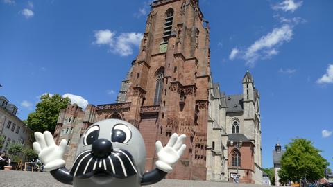 Otto vor dem Wetzlarer Dom